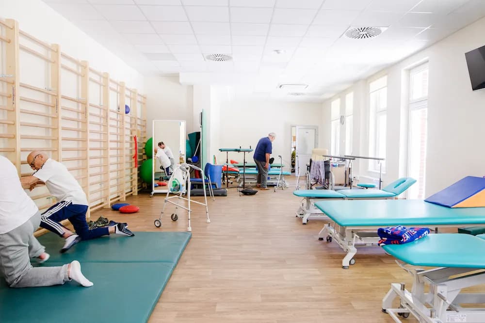 Co zabrać na rehabilitację kardiologiczną, aby uniknąć problemów?