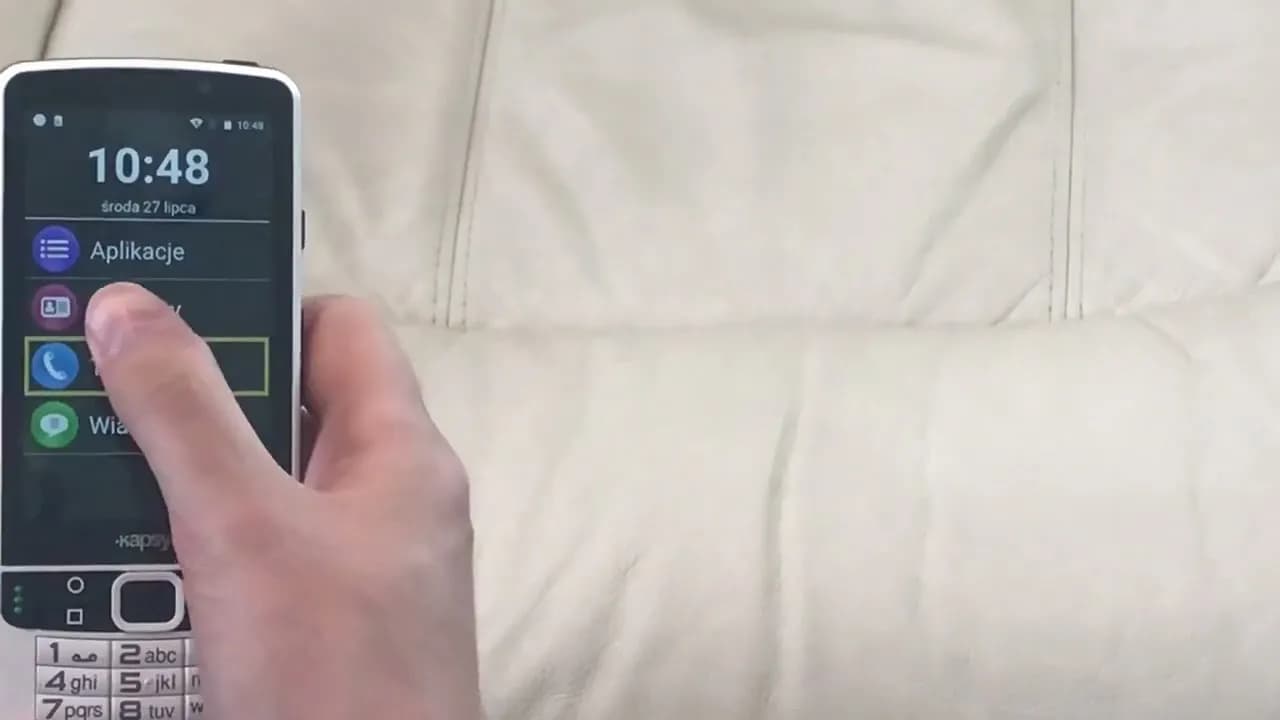 Najlepsze telefony komórkowe dla niewidomych - funkcje, które ułatwiają życie