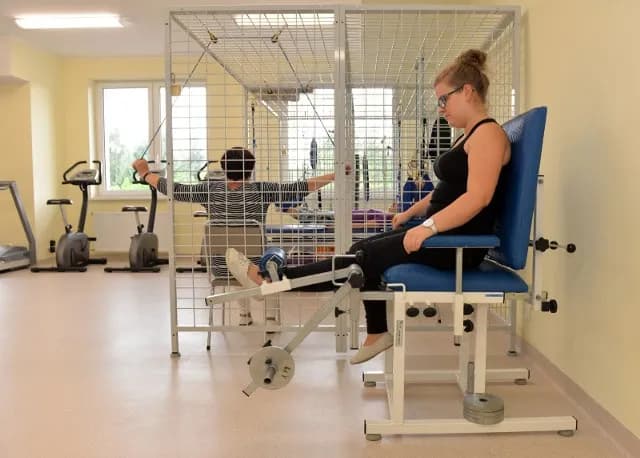 Gdzie najszybciej rehabilitacja NFZ Piotrkowska Łódź - uniknij długiego czekania
